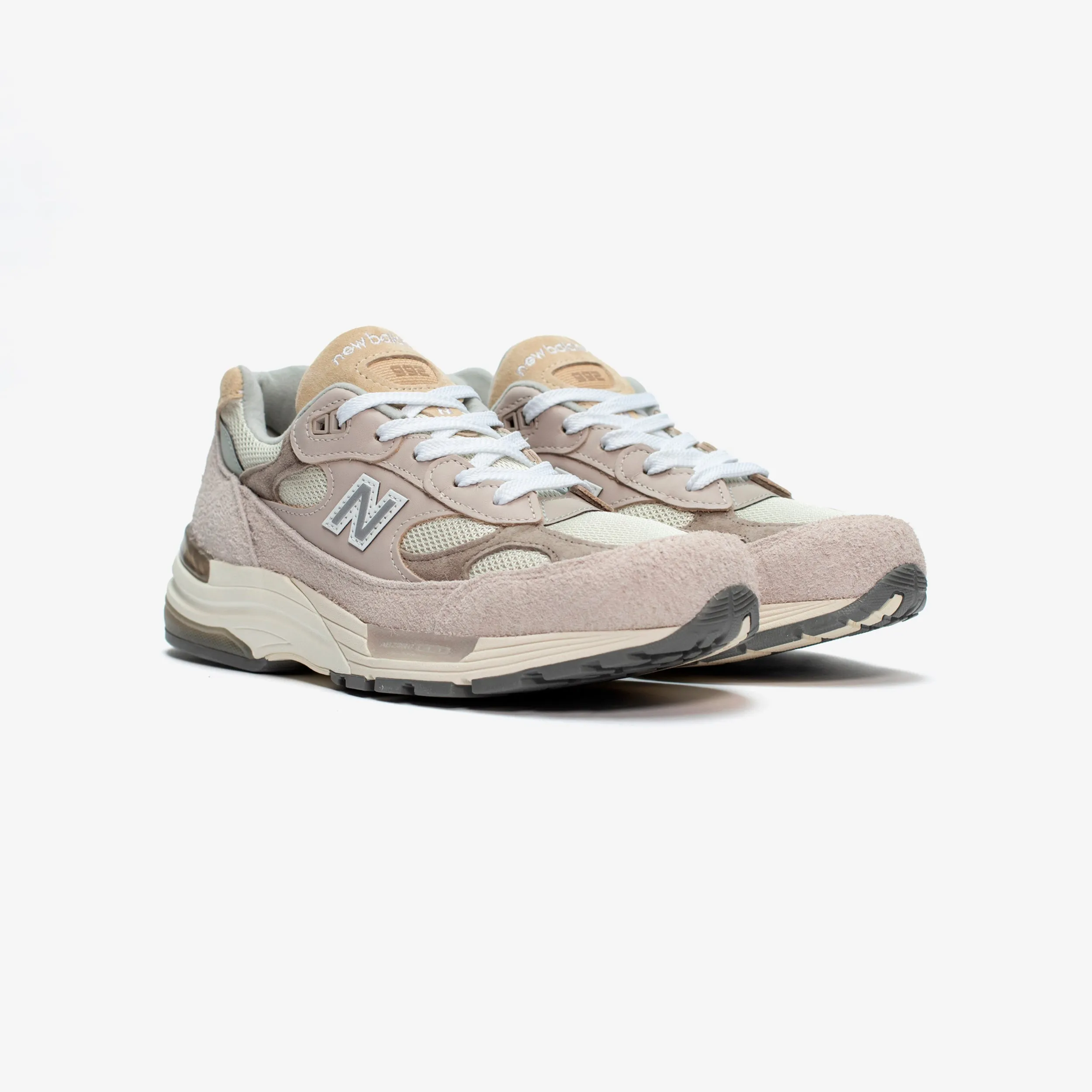 992