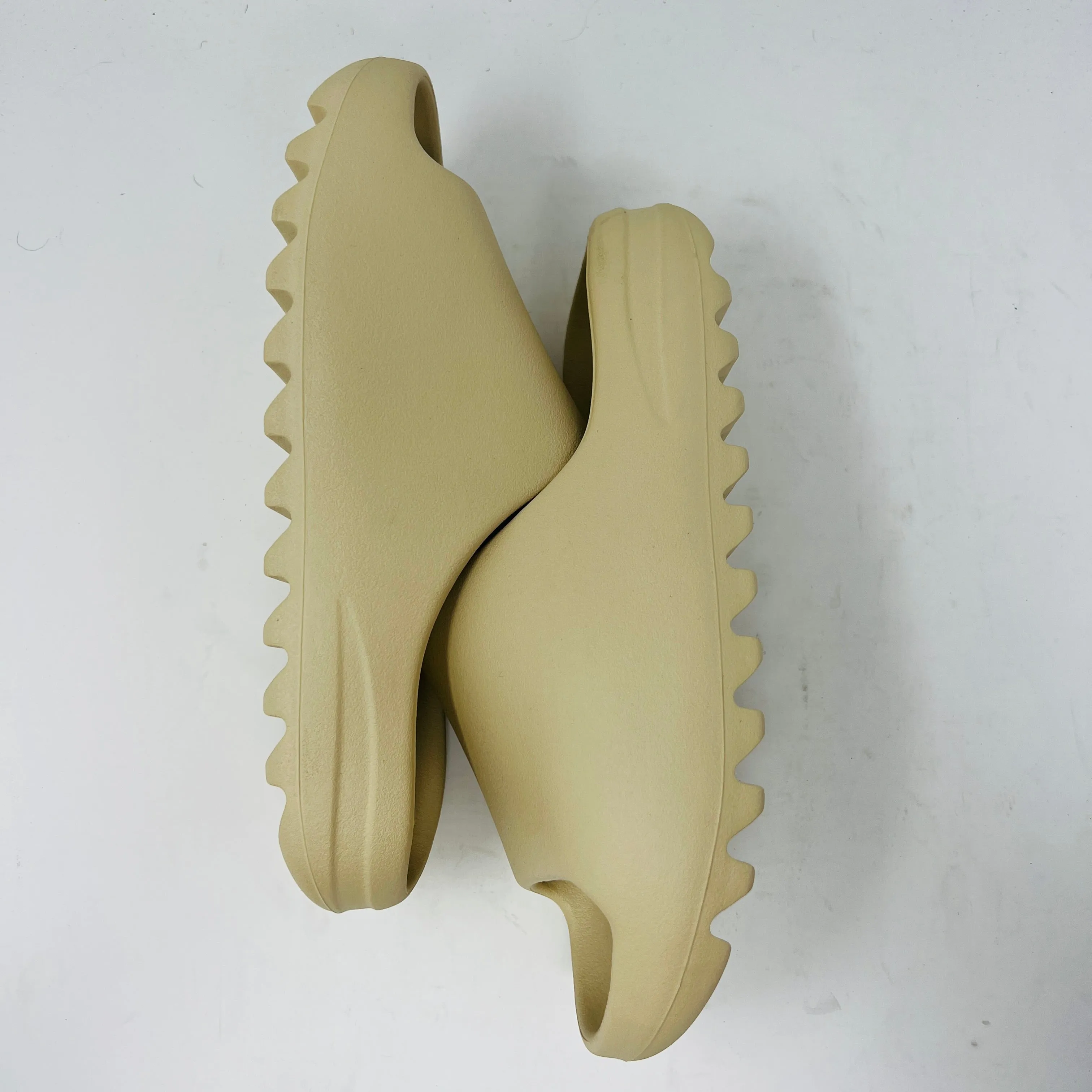 adidas Yeezy Slide Bone (2022/2023 Restock)