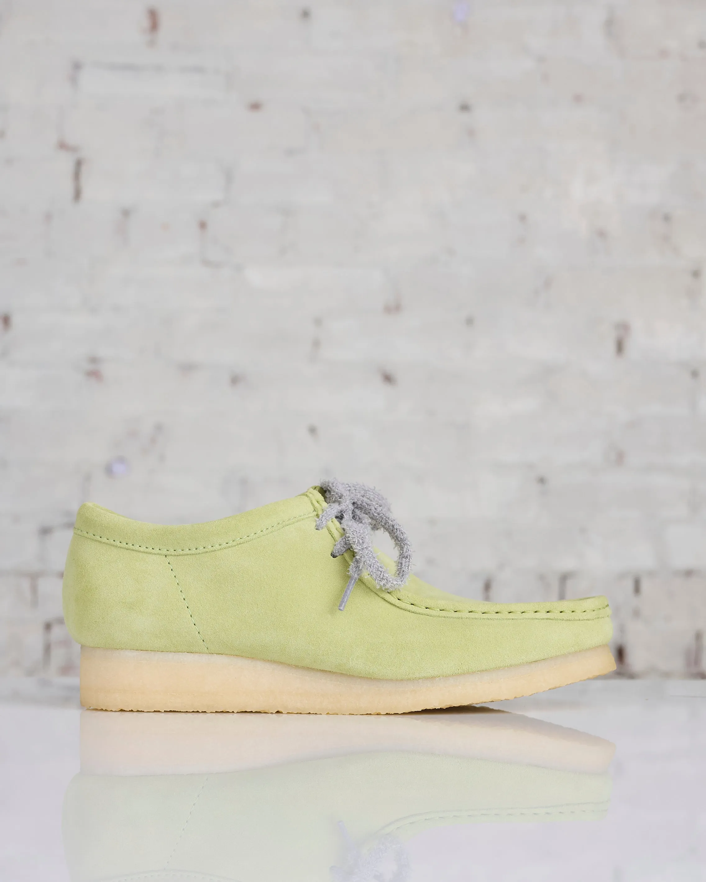 Clarks Originals Men's Wallabee Pale Lime Suede