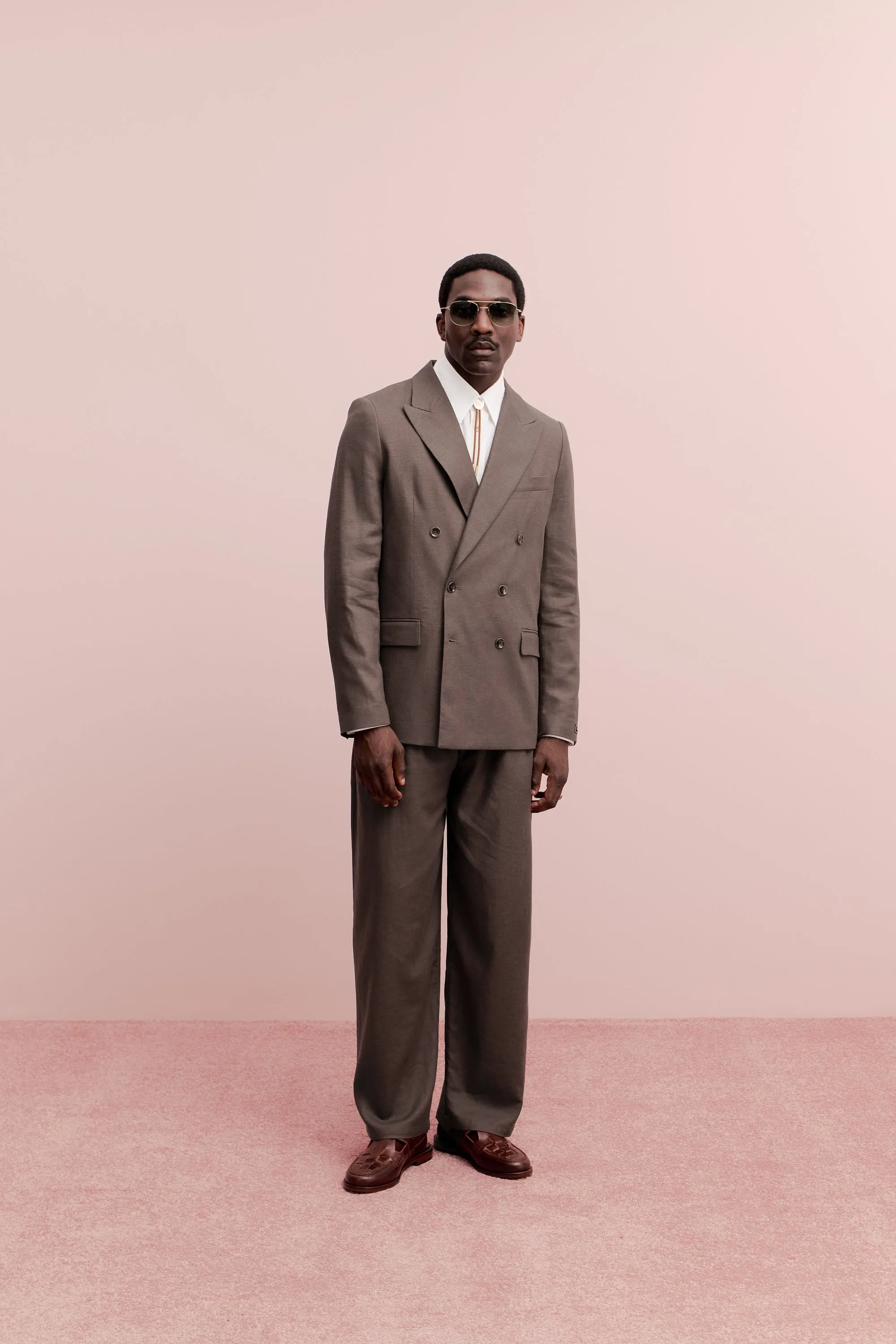 DOUBLE BREASTED PEAK BLAZER