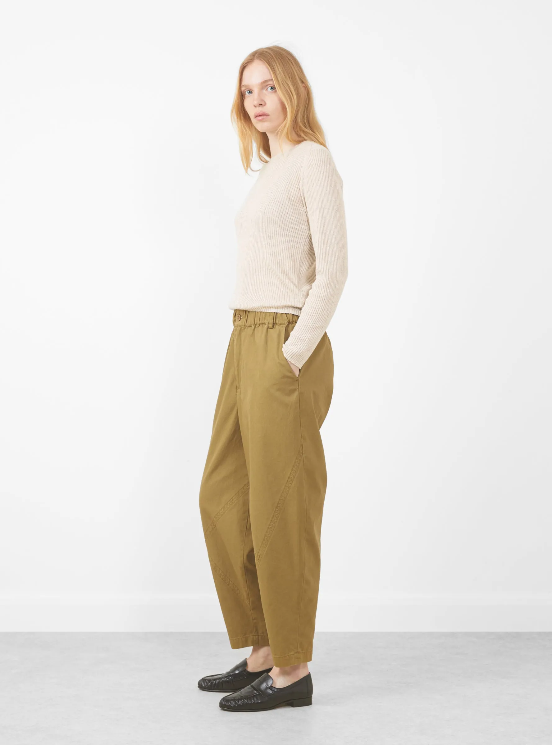 Elastic Latern Trousers. Faded Caramel