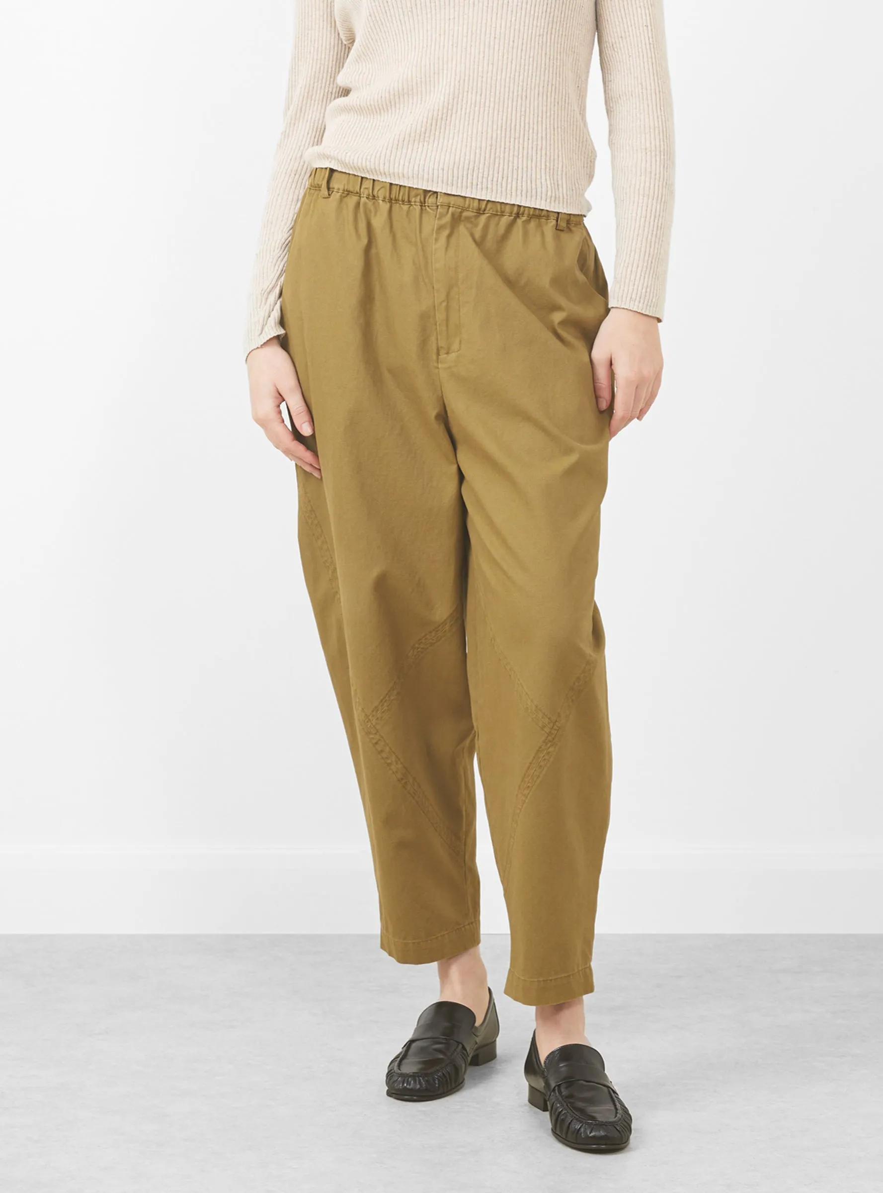 Elastic Latern Trousers. Faded Caramel