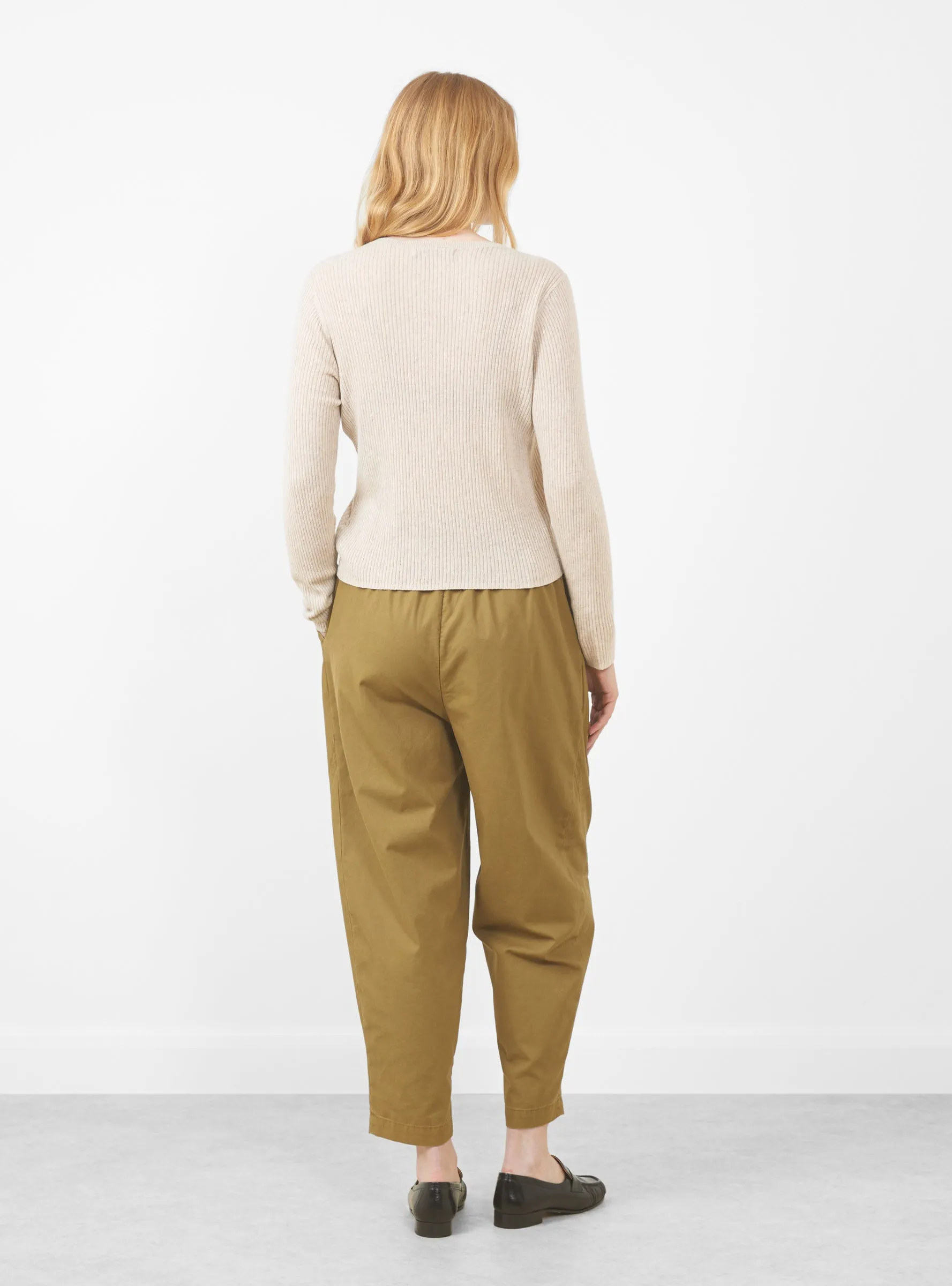 Elastic Latern Trousers. Faded Caramel