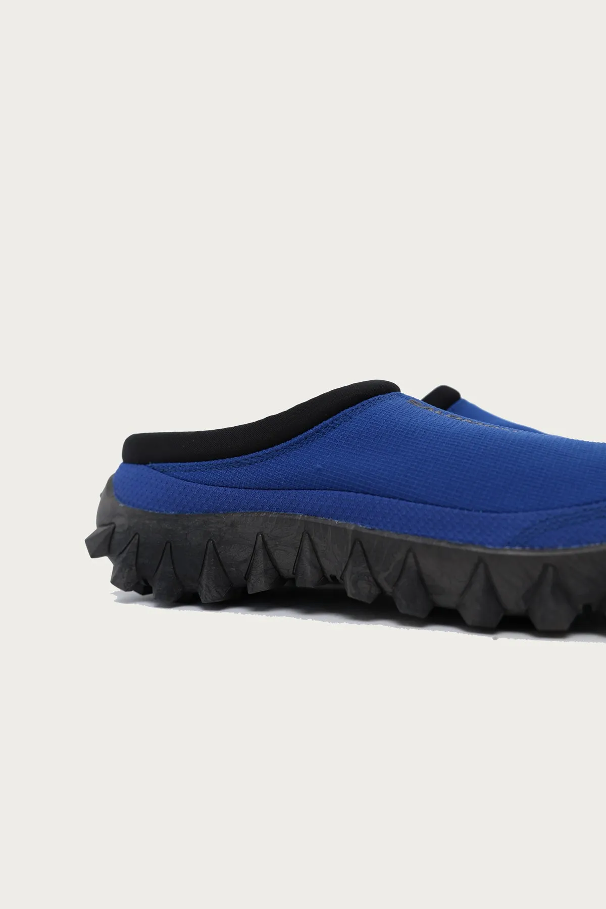 Snowclog - Blue Quartz/Blue Quartz/Black